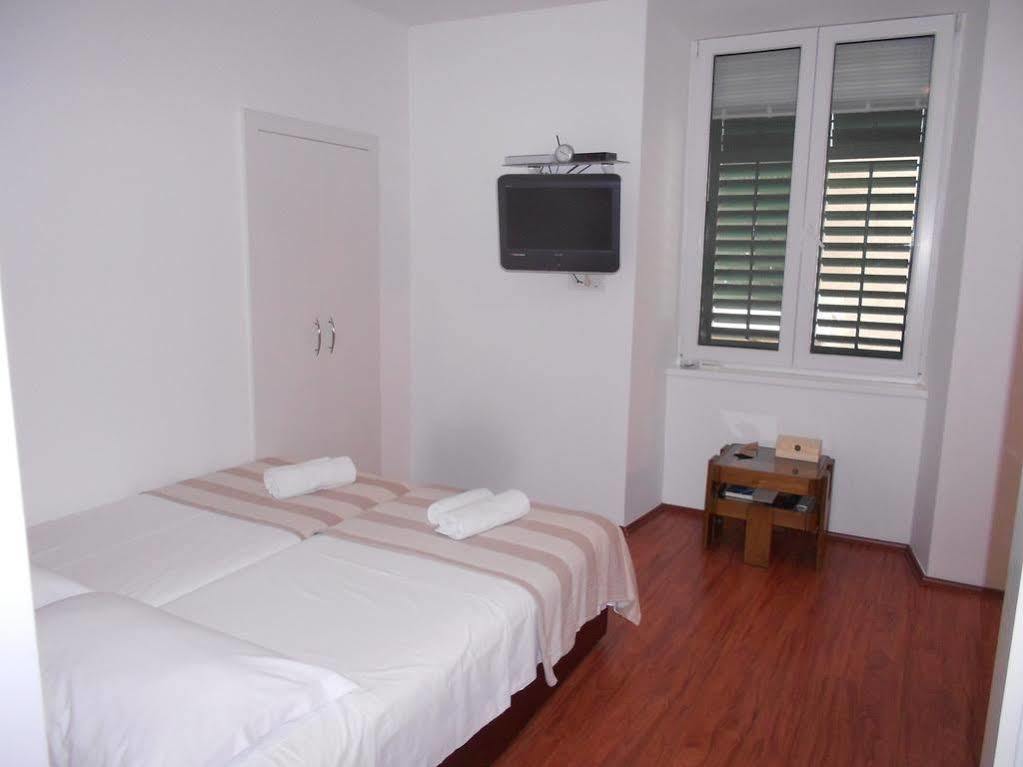 Studio Apartment Mila سبليت المظهر الخارجي الصورة